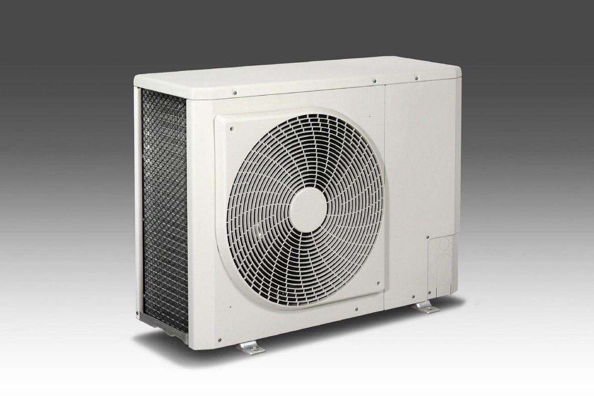 Comparatif PAC air/eau vs géothermie : performance et contraintes