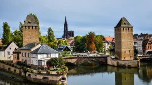 Installateur VMC à Strasbourg : choisir entre simple et double